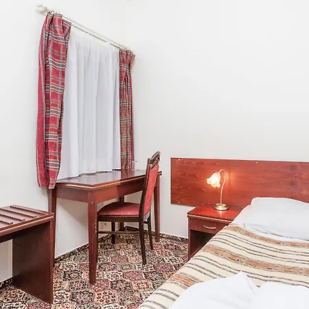 City-inn Szálloda